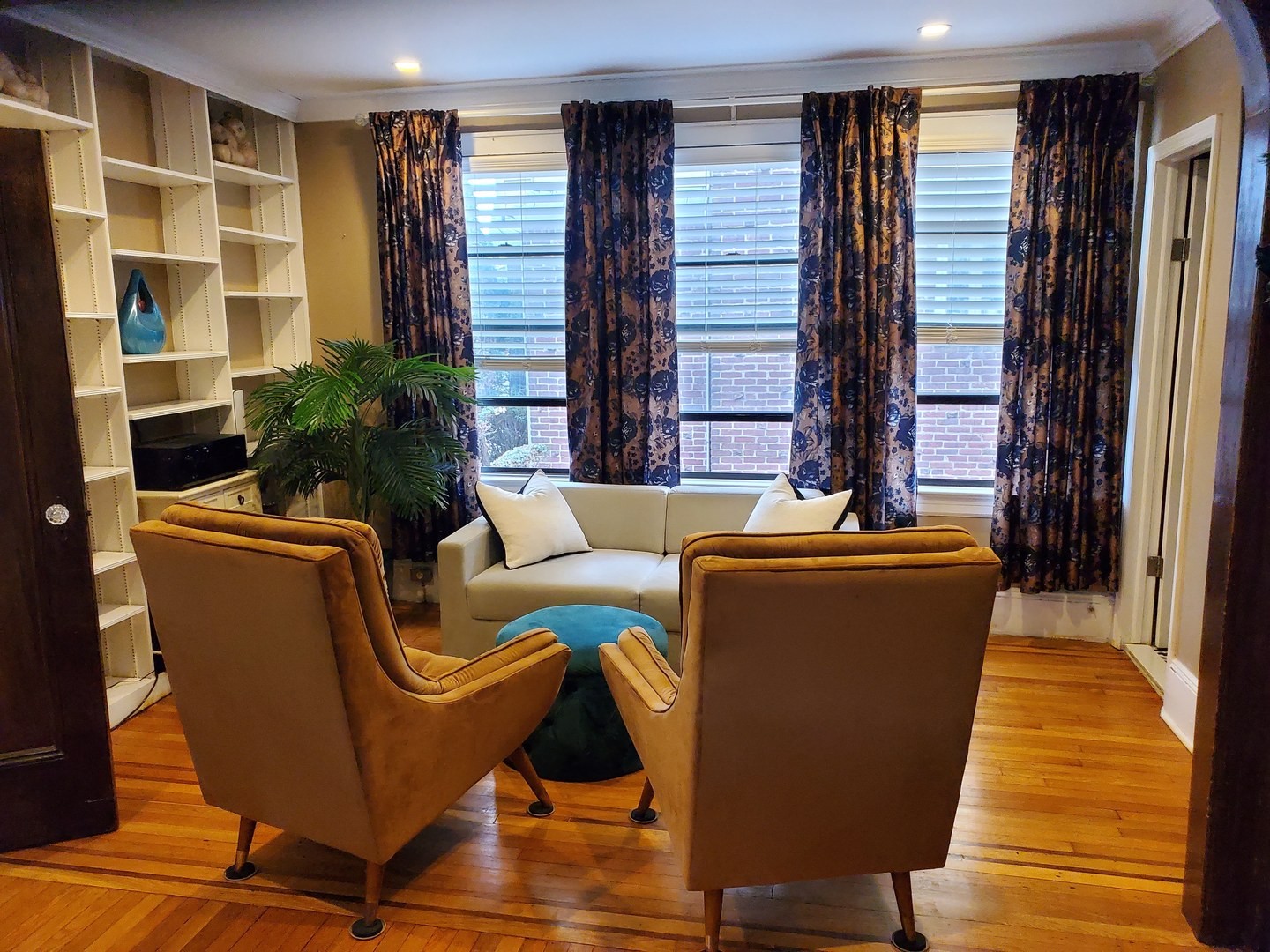 After staging — Living Room — Space 4
